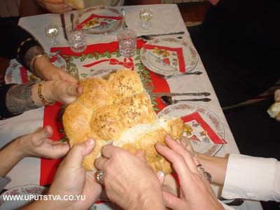 cesnica traditional Christmas food aroudn the world